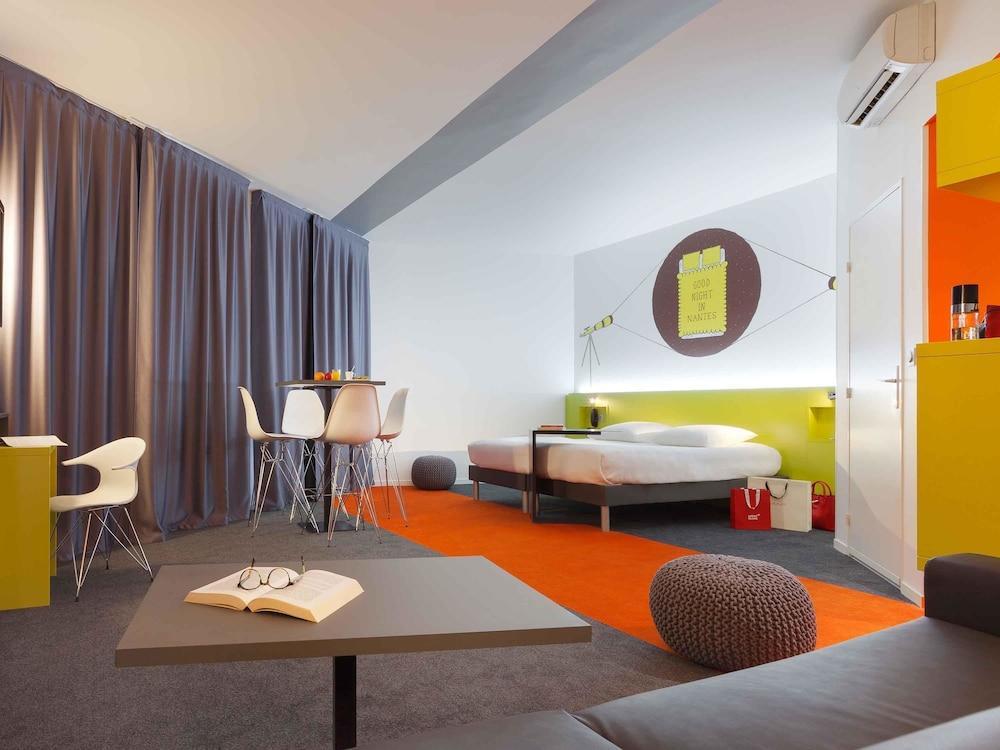 คีเรียด น็องค์ เซ็นเทอร์ แกร์ Hotel น็องต์ ภายนอก รูปภาพ