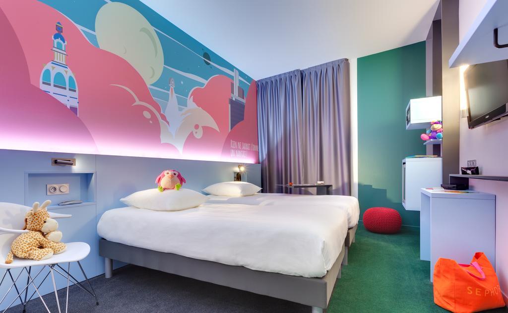 คีเรียด น็องค์ เซ็นเทอร์ แกร์ Hotel น็องต์ ภายนอก รูปภาพ